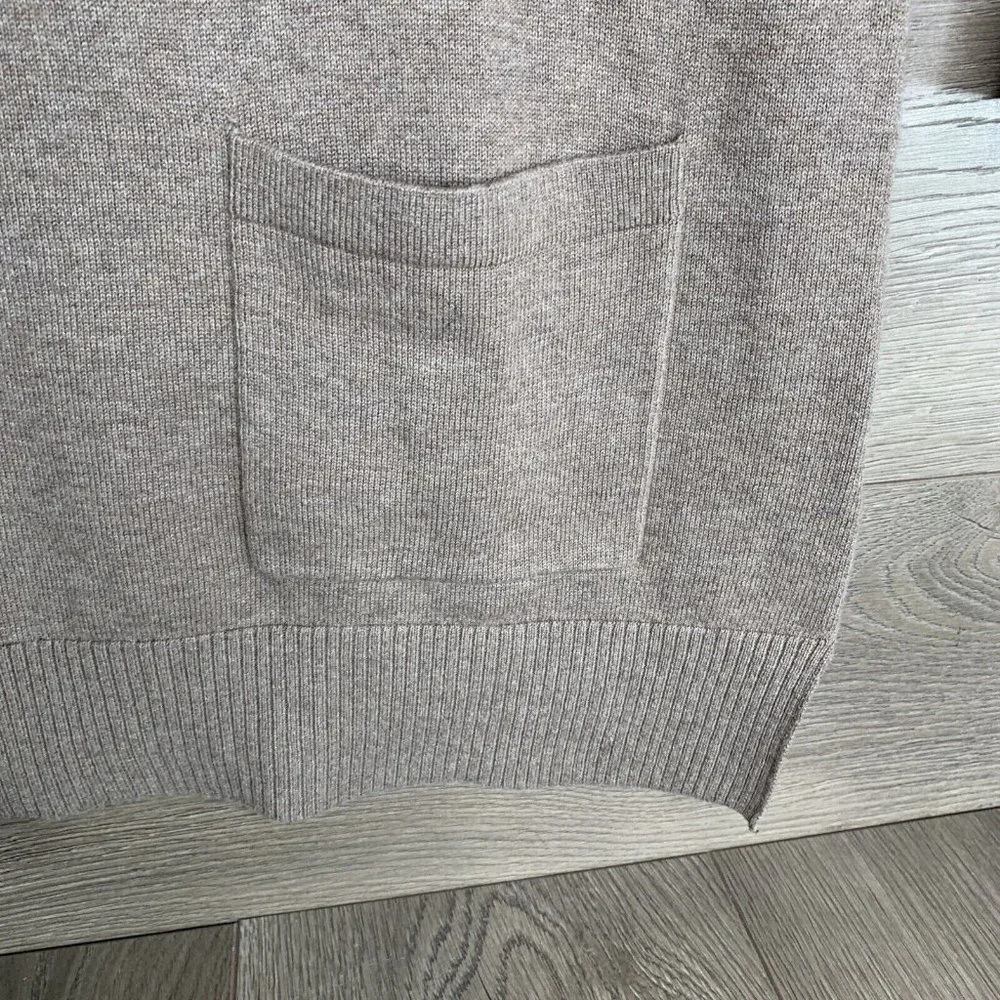 Eight Eight Eight Tunic Sweater Womans M Tan Brown Stripe Front Pockets LS - Picture 4 of 9